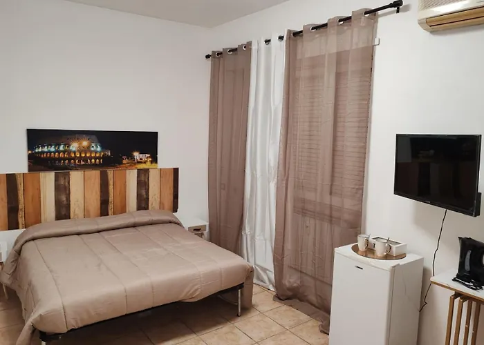 Piazza Ragusa 3* Rome